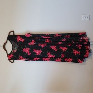 Aloha Fashion. Hawaiian Fashion MuMu. One Size. Hawaiian flower design.